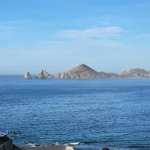 Oceanfront Penthouse, 2 Masters, 2 Baths, Kitchen! Cabo San Lucas